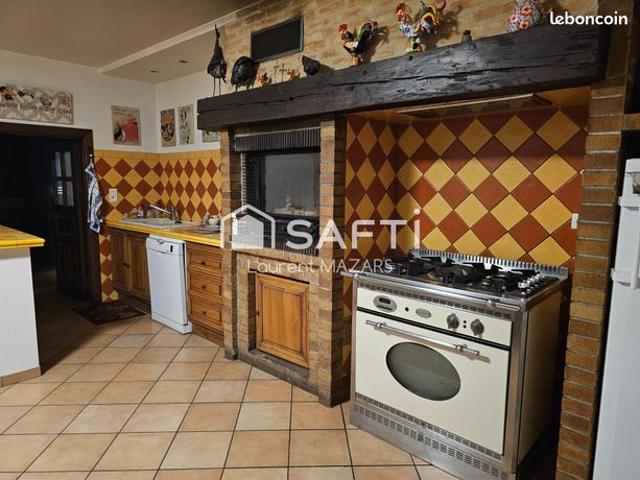 Maison vente à Villefranche-de-Rouergue, Belcastel