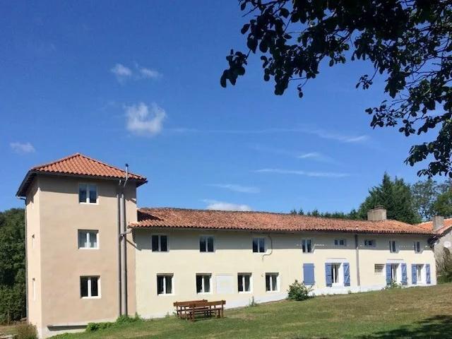 Maison vente à Mazerolles, Charente