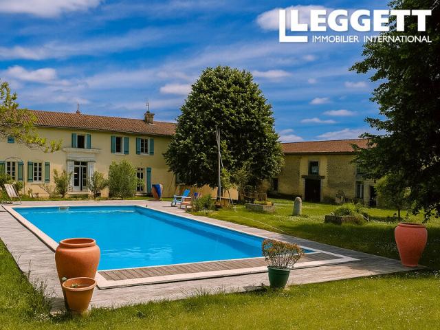 Maison vente à Condéon, Le Petit Maine