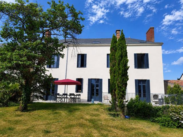 Maison vente à Nantes, Lège