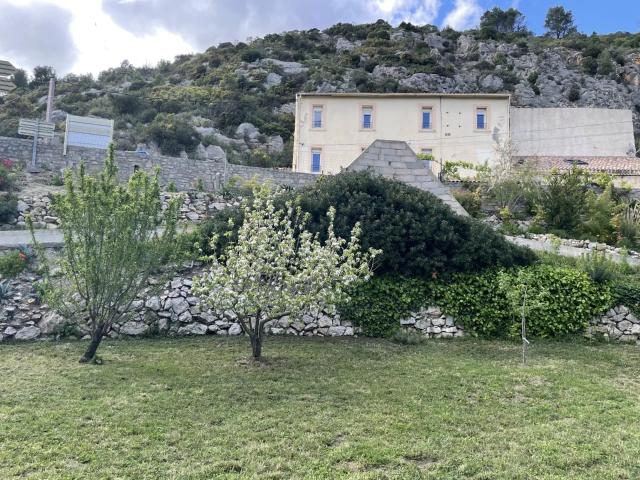 Maison vente à Narbonne, Villesèque-des-corbières