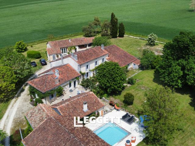Maison vente à Angoulême, Aignes-et-puypéroux