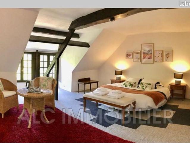 Maison vente à Alençon, Essay
