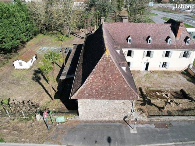 Maison vente à Oloron-Sainte-Marie, Guinarthe-parenties