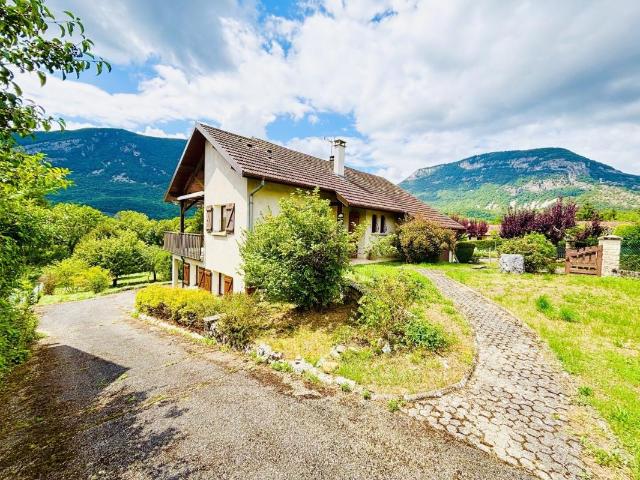 Maison vente à Belley, Virieu-le-grand