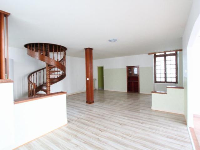Maison location à Saint-Amand-Montrond, Jouet-sur-l'aubois