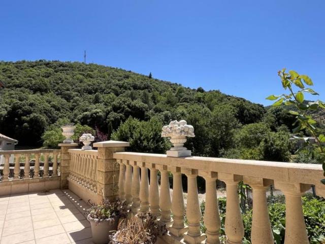 Maison vente à Béziers, Minerve