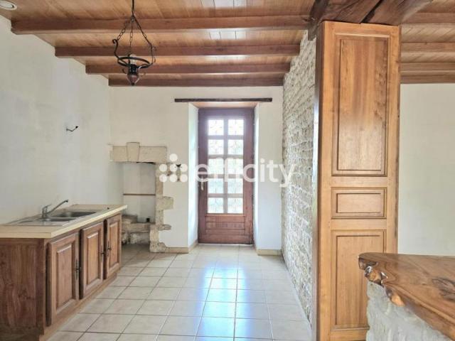 Maison vente à Saint-Jean-d'Angély, Nouvelle-Aquitaine