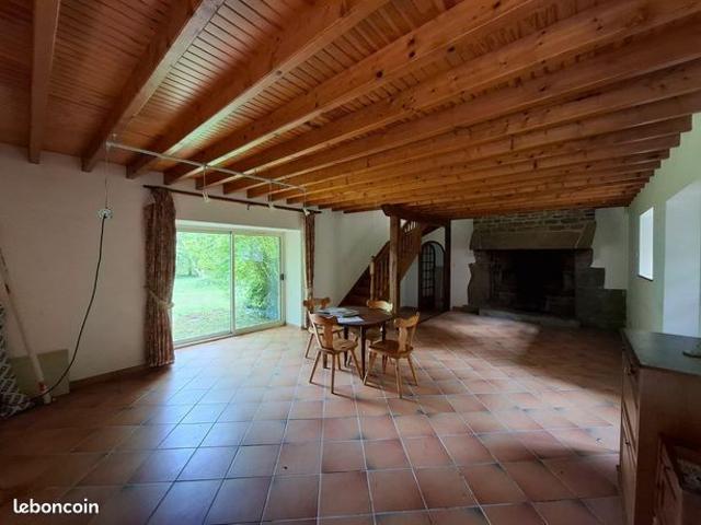 Maison vente à Guingamp, Bretagne