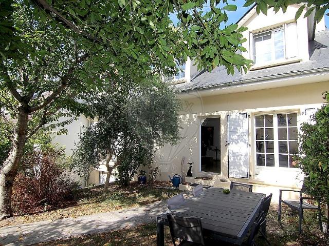 Maison vente à Hameau de Bois Preau, Rueil-Malmaison