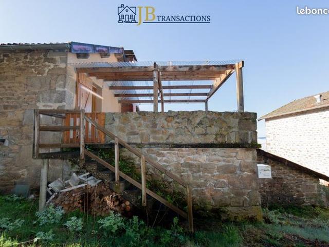 Maison vente à Ambert, Job