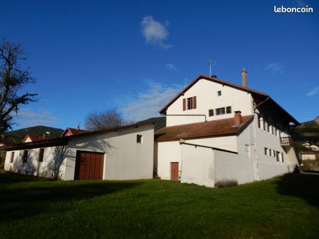 Maison vente à Nantua, Champfromier