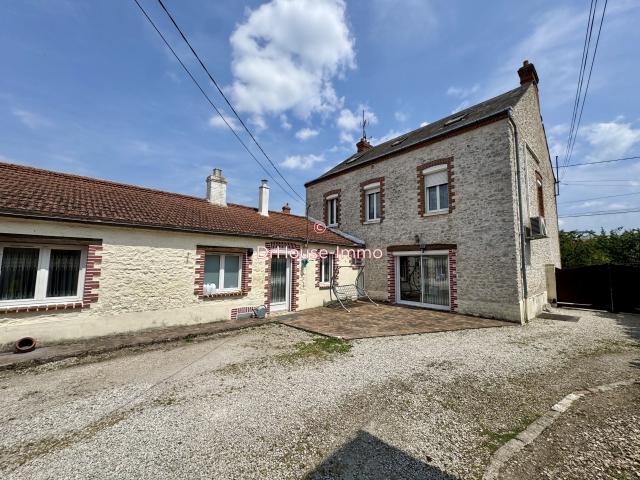 Maison vente à Montargis, Corbeilles