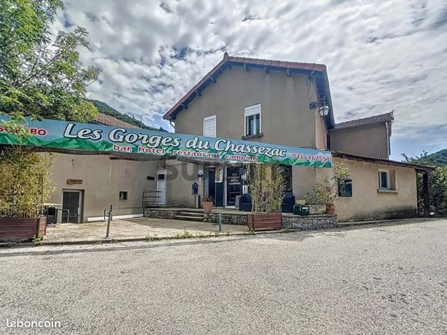 Maison vente à Mende, Pied-de-borne