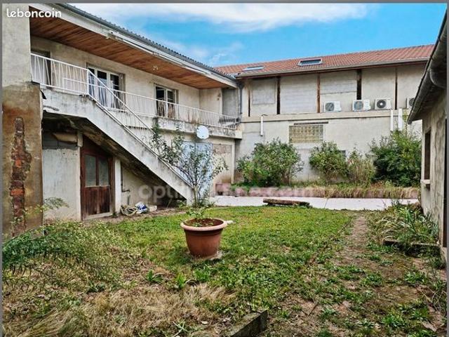 Maison vente à Clermont-Ferrand, Billom
