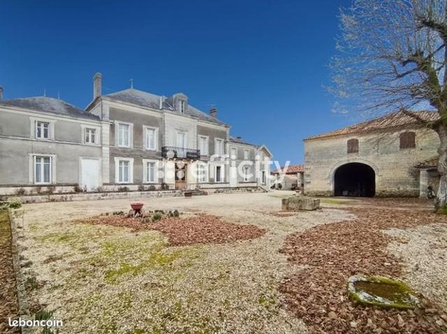 Maison vente à Cognac, Réparsac