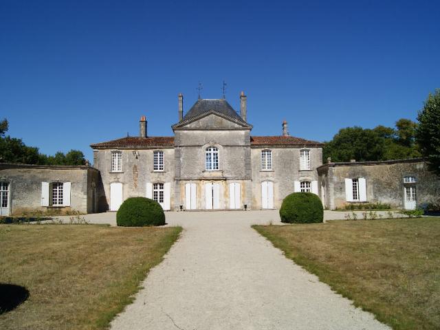 Maison vente à Saint-Jean-d'Angély, Saint-jean-d'angély