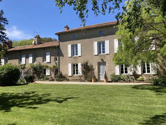 Maison vente à Parthenay, La Chapelle-bertrand