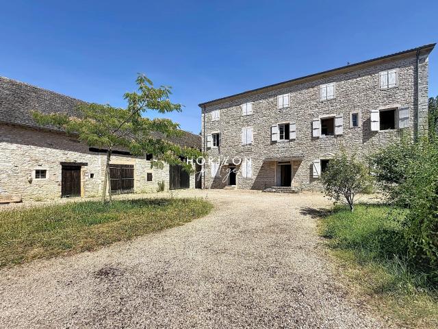Maison vente à Mâcon, Tournus