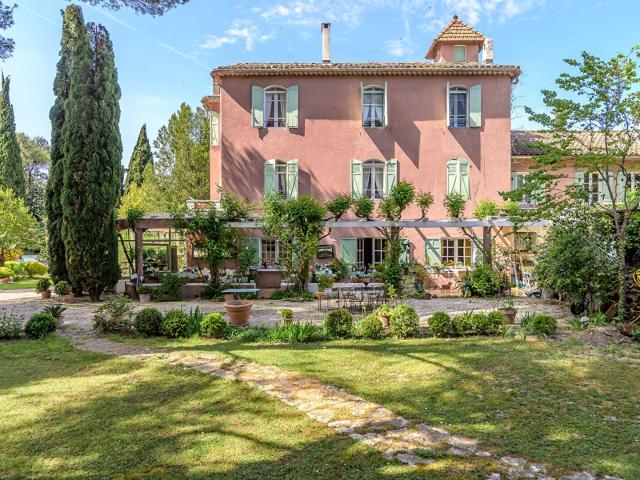 Maison vente à Arles, Orgon