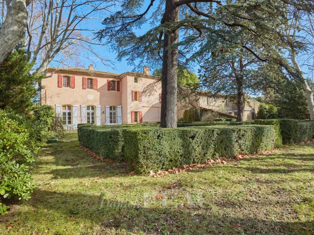Maison vente à Aix-en-Provence, Aix-en-provence