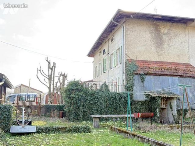 Maison vente à Nantua, Brion