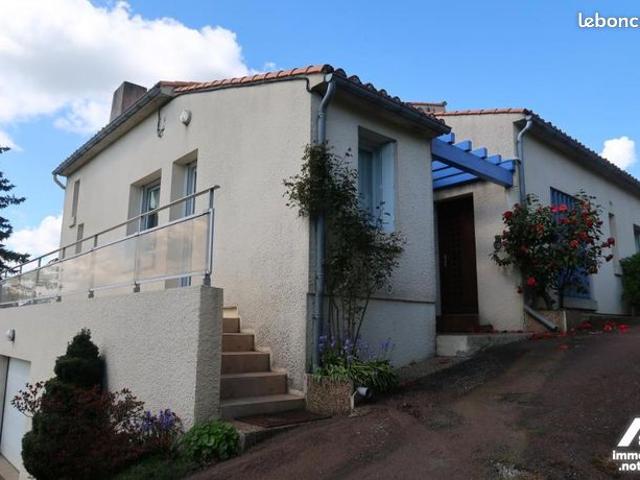 Maison vente à Fontenay-le-Comte, Pouzauges