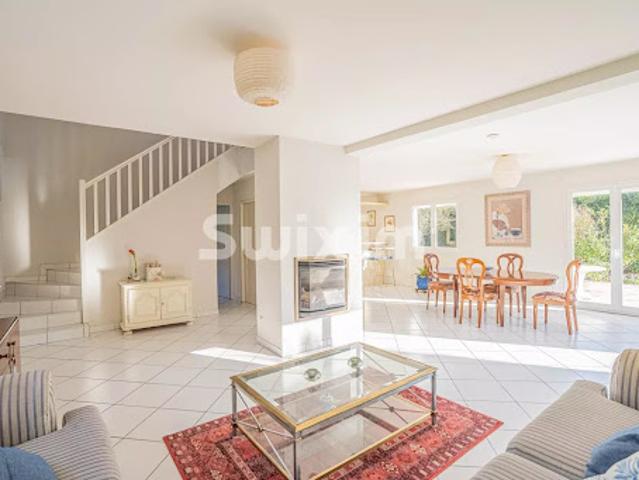 Maison vente à Gex, Auvergne-Rhône-Alpes