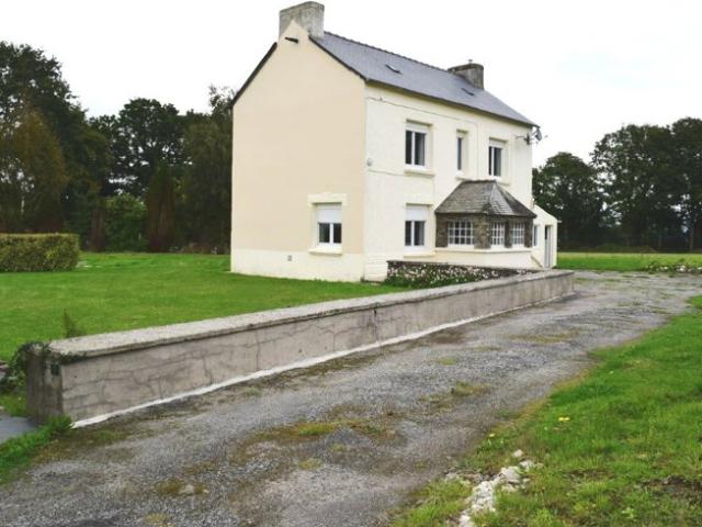 Maison vente à Guingamp, Bretagne