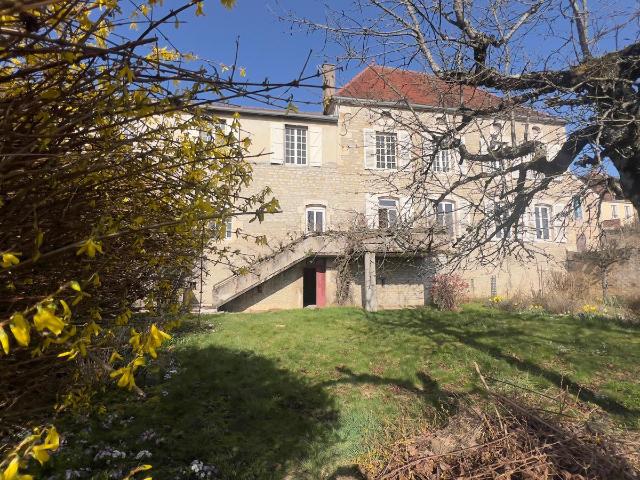 Maison vente à Montbard