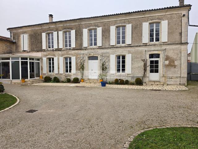 Maison vente à Cognac, Rouillac