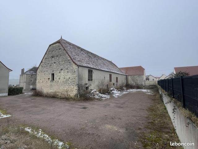 Maison vente à Dijon, Norges-la-ville