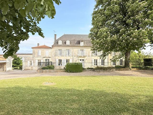 Maison vente à Cognac