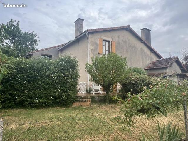 Maison vente à Montmorillon, Valdivienne