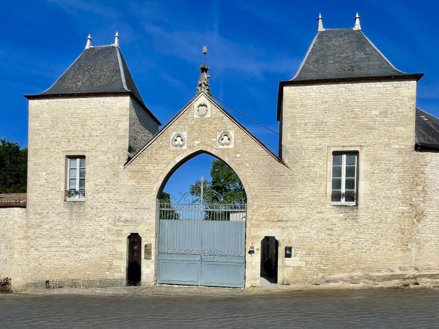 Maison vente à Confolens, Tusson