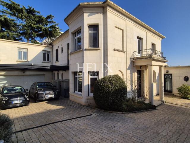 Maison vente à Saint-Germain-en-Laye, Le Pecq