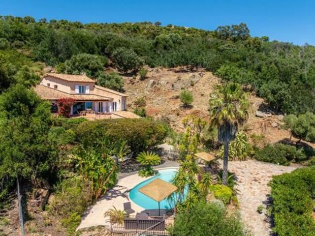 Maison vente à Arrondissement de Toulon, Bormes-les-mimosas