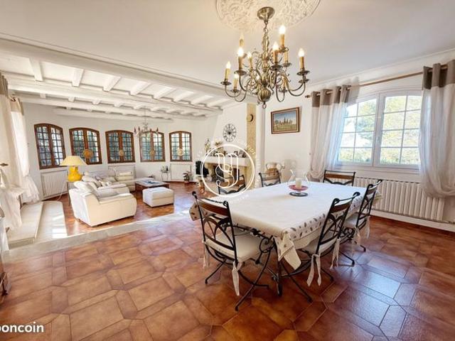 Maison vente à Eygalières, Bouches-du-Rhône