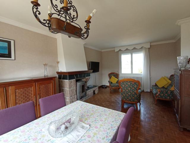 Maison vente à Guingamp, Bretagne