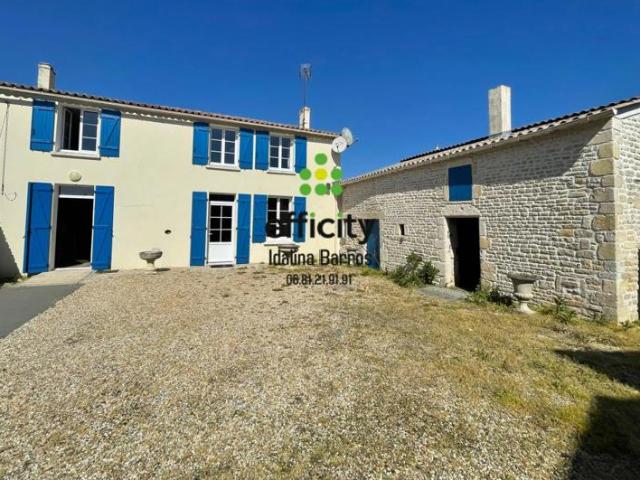 Maison vente à Confolens, Ranville-breuillaud