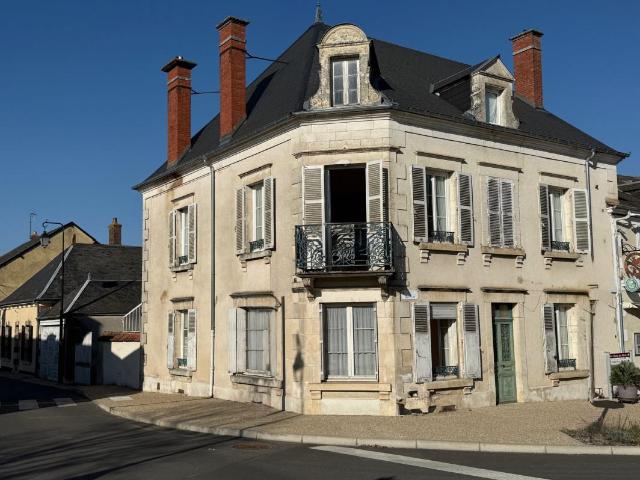 Maison vente à Plaimpied-Givaudins, Cher