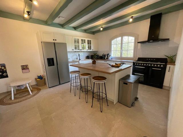 Maison location à Sainte-Eulalie, Gironde