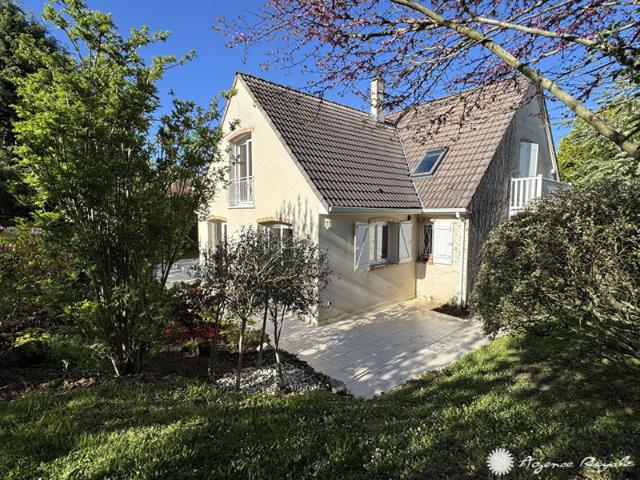 Maison vente à Saint-Germain-en-Laye, Saint-germain-en-laye