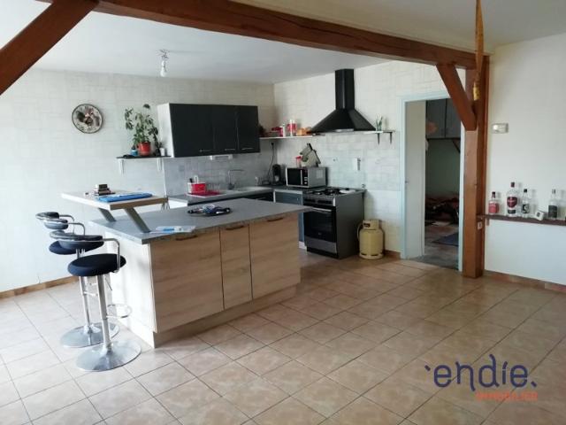 Maison vente à Saint-Amand-Montrond, La Guerche-sur-l'aubois