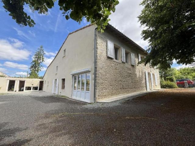 Maison vente à Niort, La Foye-monjault