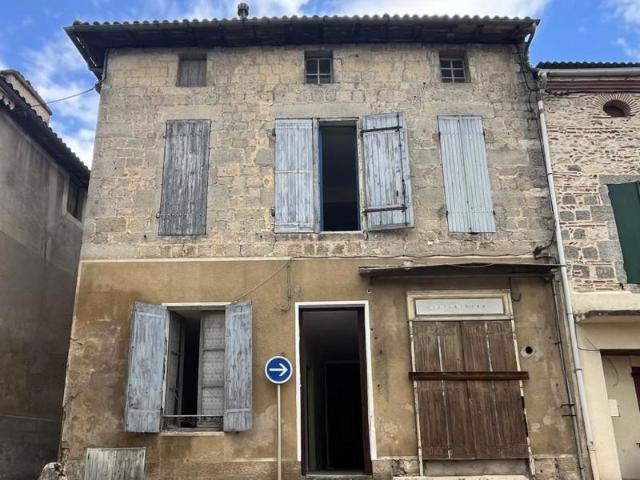 Maison vente à Clairac, Châtaigniers