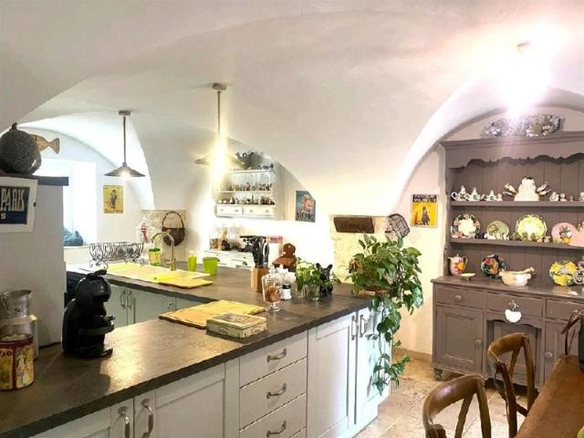 Maison vente à Nîmes, Moussac