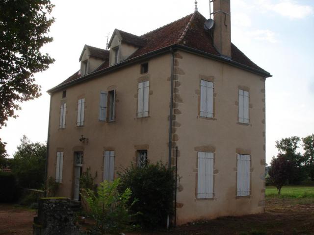 Maison location à Charolles, Marcilly-la-gueurce