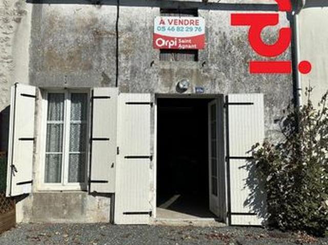 Maison vente à Rochefort, Saint-jean-d'angle