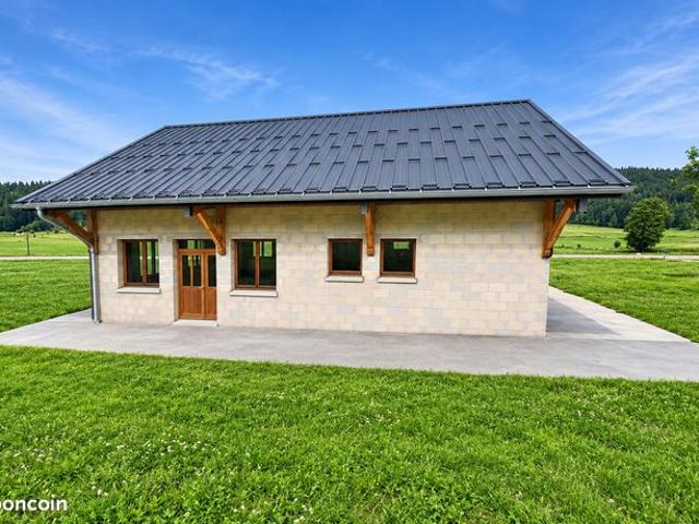 Maison vente à Pontarlier, Chapelle-des-bois